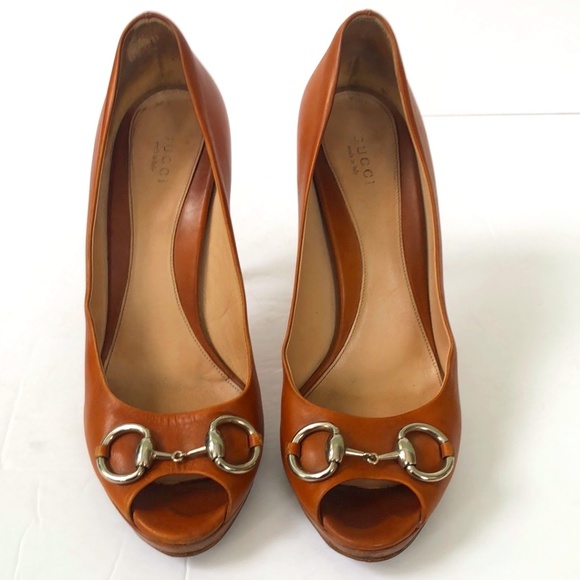 Gucci Brown Peep Toe Heels Sz 39.5/9.5 U.S. - Picture 1 of 11
